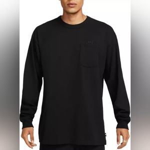 Nike Sportswear Premium Essentials Men's Long-Sleeve Pocket T-Shirt